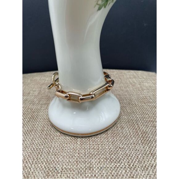 Chunky Gold Chain Length Bracelet Toggle Gold Ball - Picture 2 of 11